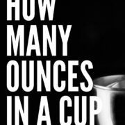 Measuring cup: Pin with text.