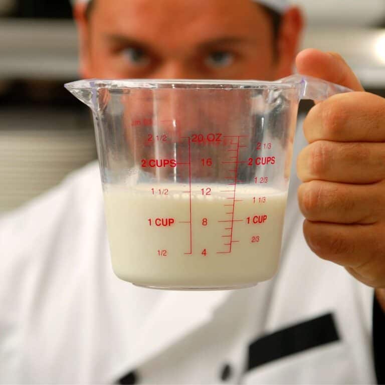 How Many Grams Is In A Teaspoon? Baking Like a Chef