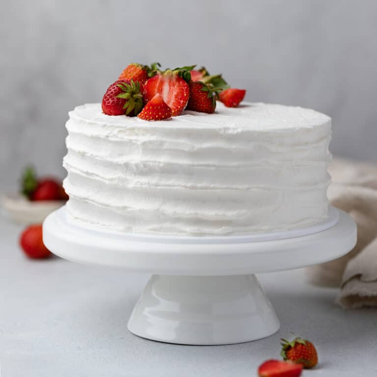 Korean Fresh Cream Cake (Saeng Cream Cake) Baking Like a Chef