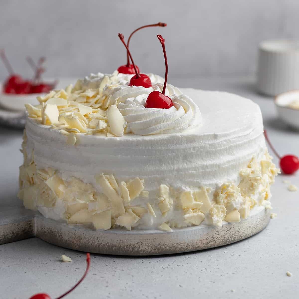 White Forest Flax Cake, 24x7 Home delivery of Cake in PADAPPAI, Chennai-thanhphatduhoc.com.vn